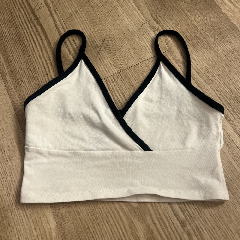 Brandy Melville Black and White Crop Top
